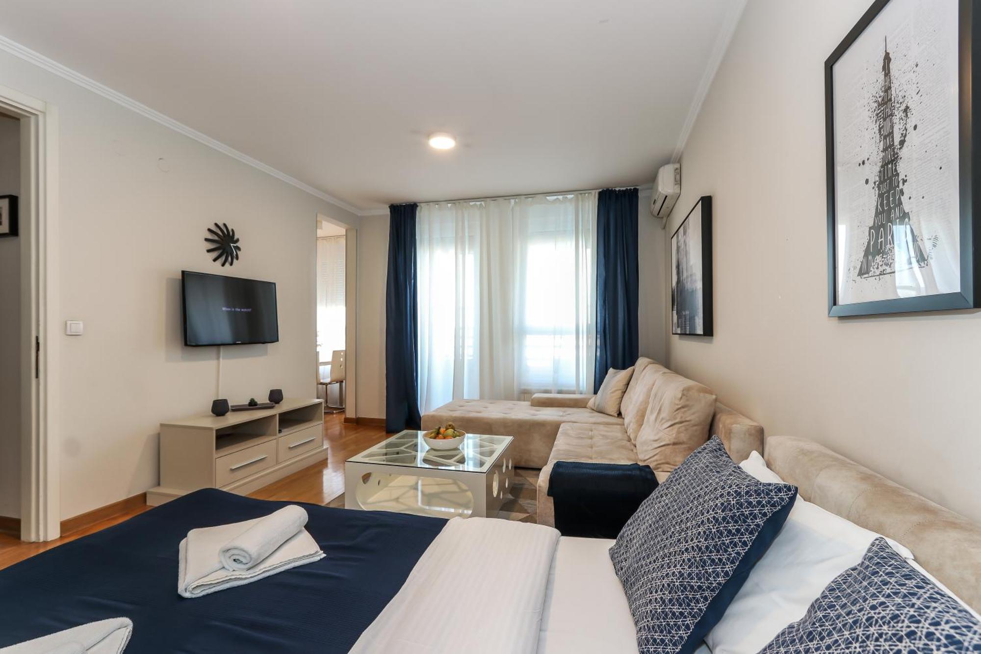 New Belgrade Apartments, Parking 5 Eur Per Day Exterior photo