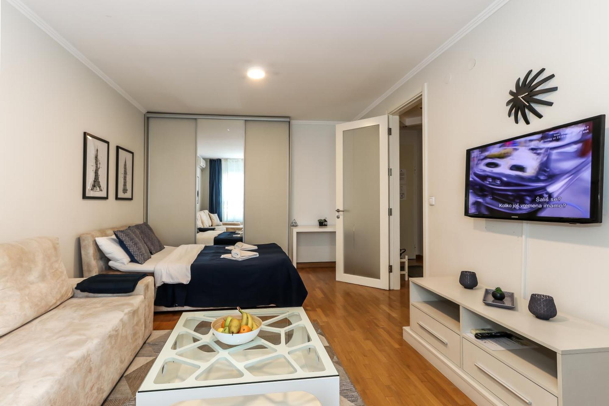 New Belgrade Apartments, Parking 5 Eur Per Day Exterior photo