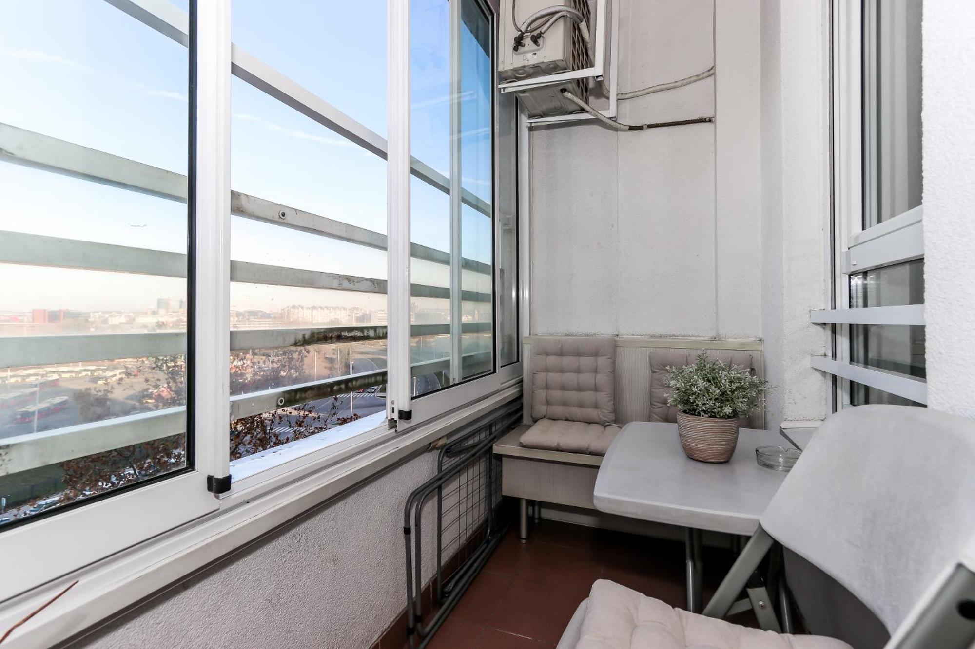 New Belgrade Apartments, Parking 5 Eur Per Day Exterior photo