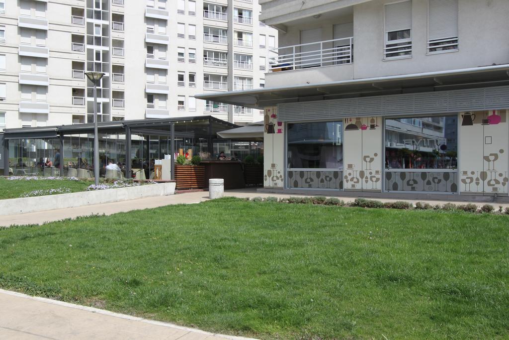New Belgrade Apartments, Parking 5 Eur Per Day Exterior photo